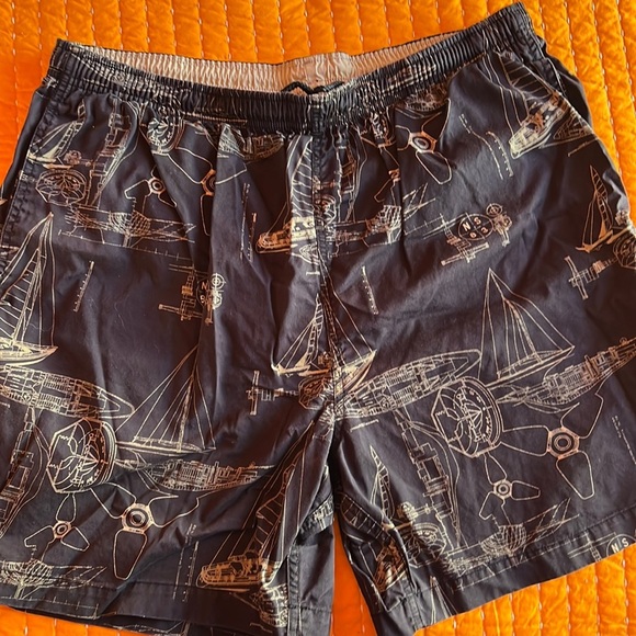 Nautica  black and gold swim trunks with inside pocket szL - Picture 1 of 2